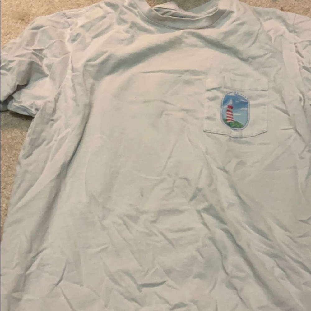 Vineyard vines tee